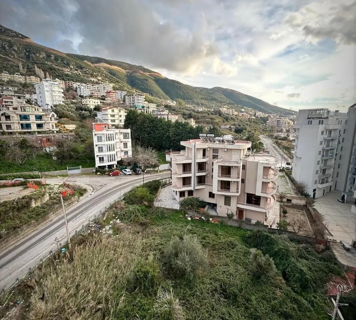 Seaside Beautiful Apartment Vlorë